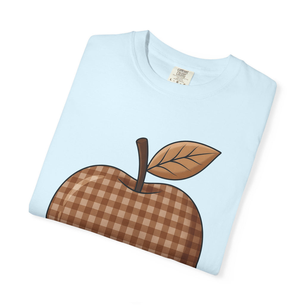 Plaid Apple Shirt Fall Teacher Gift Women Farmhouse Tee Apple T-Shirt Autumn Enthusiast Country Tshirt Educator Graphic Rustic Leaf Tshirt