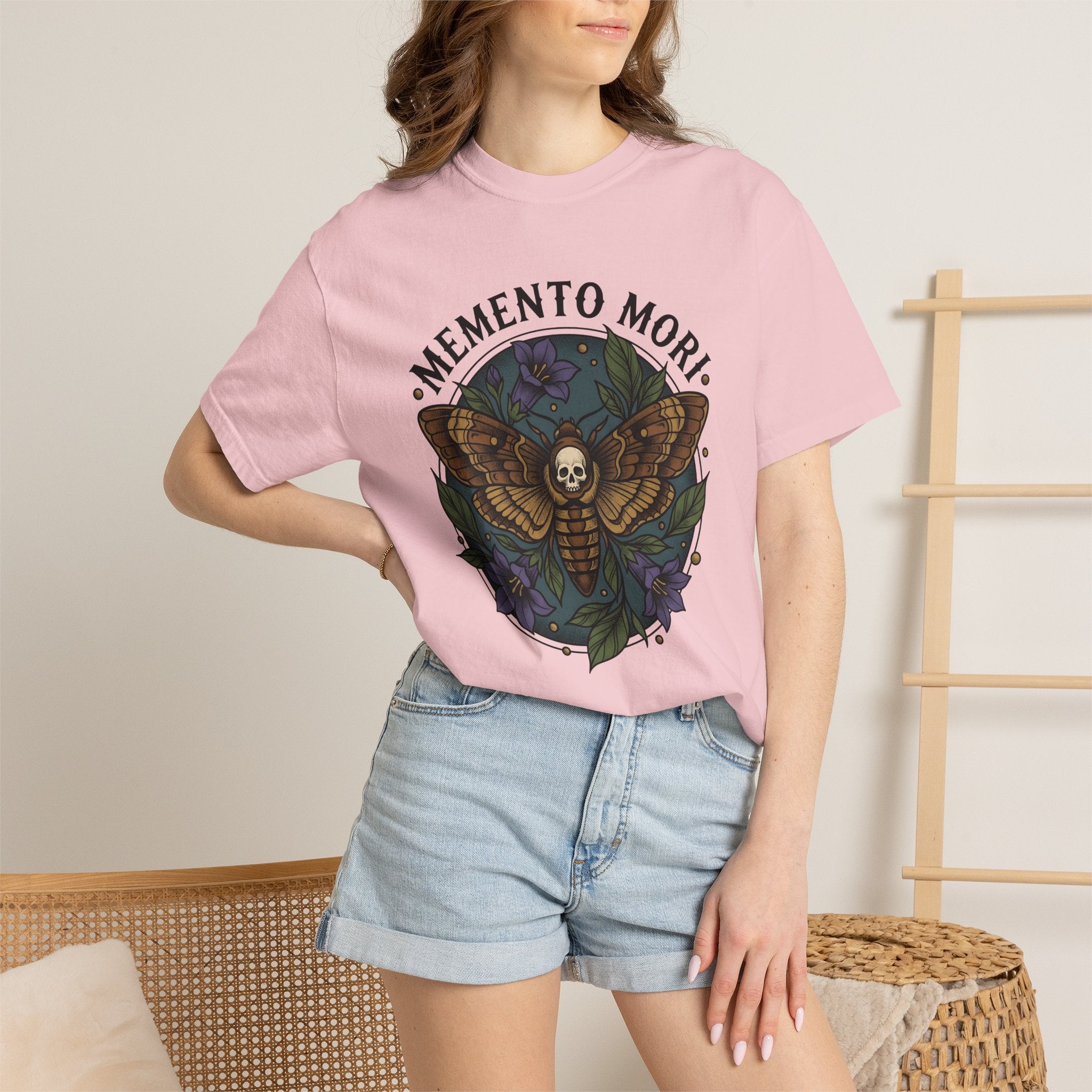 Death Moth Shirt Gothic Floral Gift Women Tattoo Tee Moth T-Shirt Goth Fan Ink Tshirt Bouquet Graphic Vintage Skull Tshirt