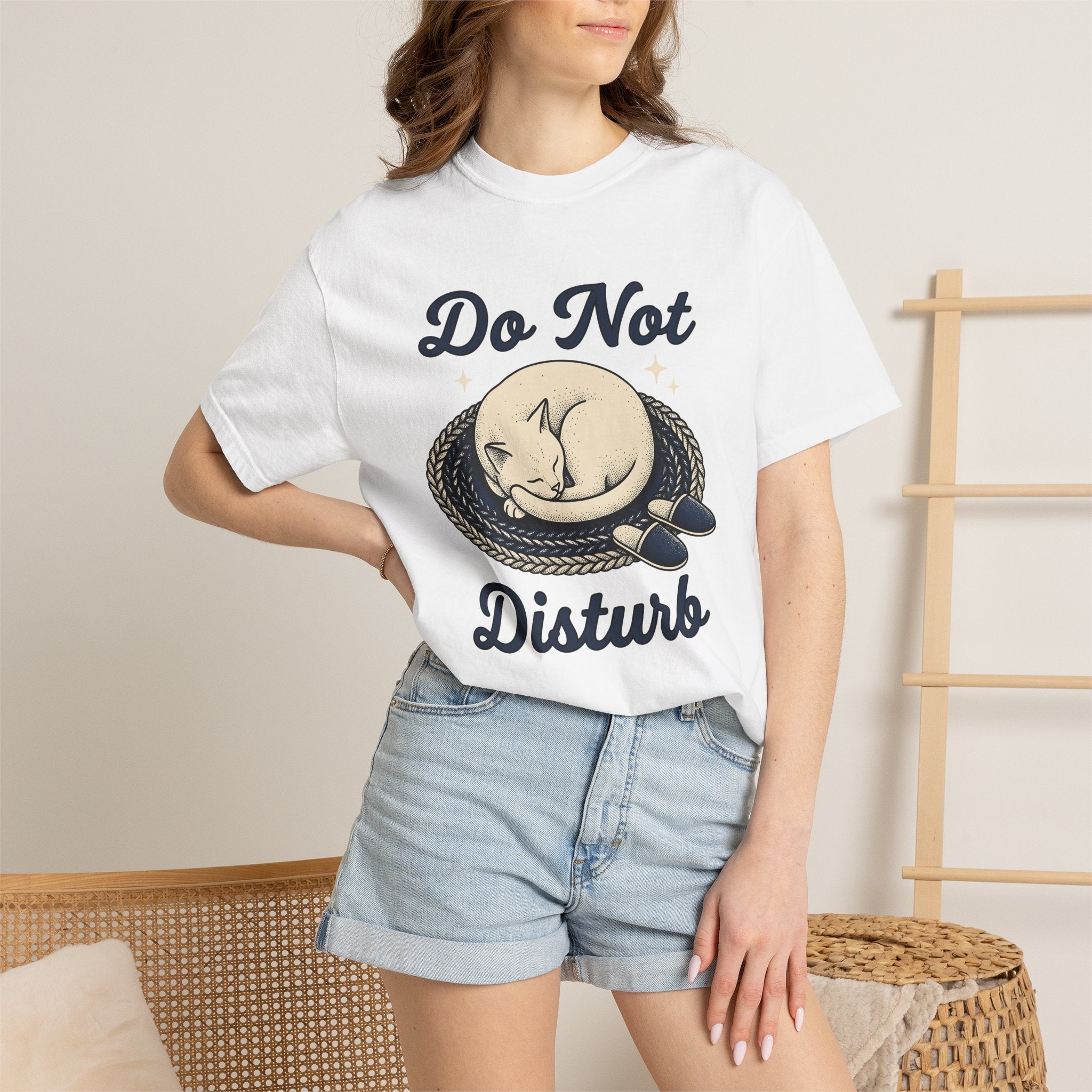 Napping Cat Shirt Cat Comfort Gift Women Retro Tee Kitten T-Shirt Cat Fan Vintage Tshirt Cozy Graphic Sketch House Shoes Tshirt