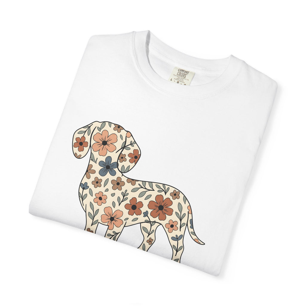Dachshund Floral Shirt Dog Floral Gift Women Boho Tee Wiener Dog T-Shirt Dog Fan Hippie Tshirt Botanical Graphic Minimalist Flowers Tshirt