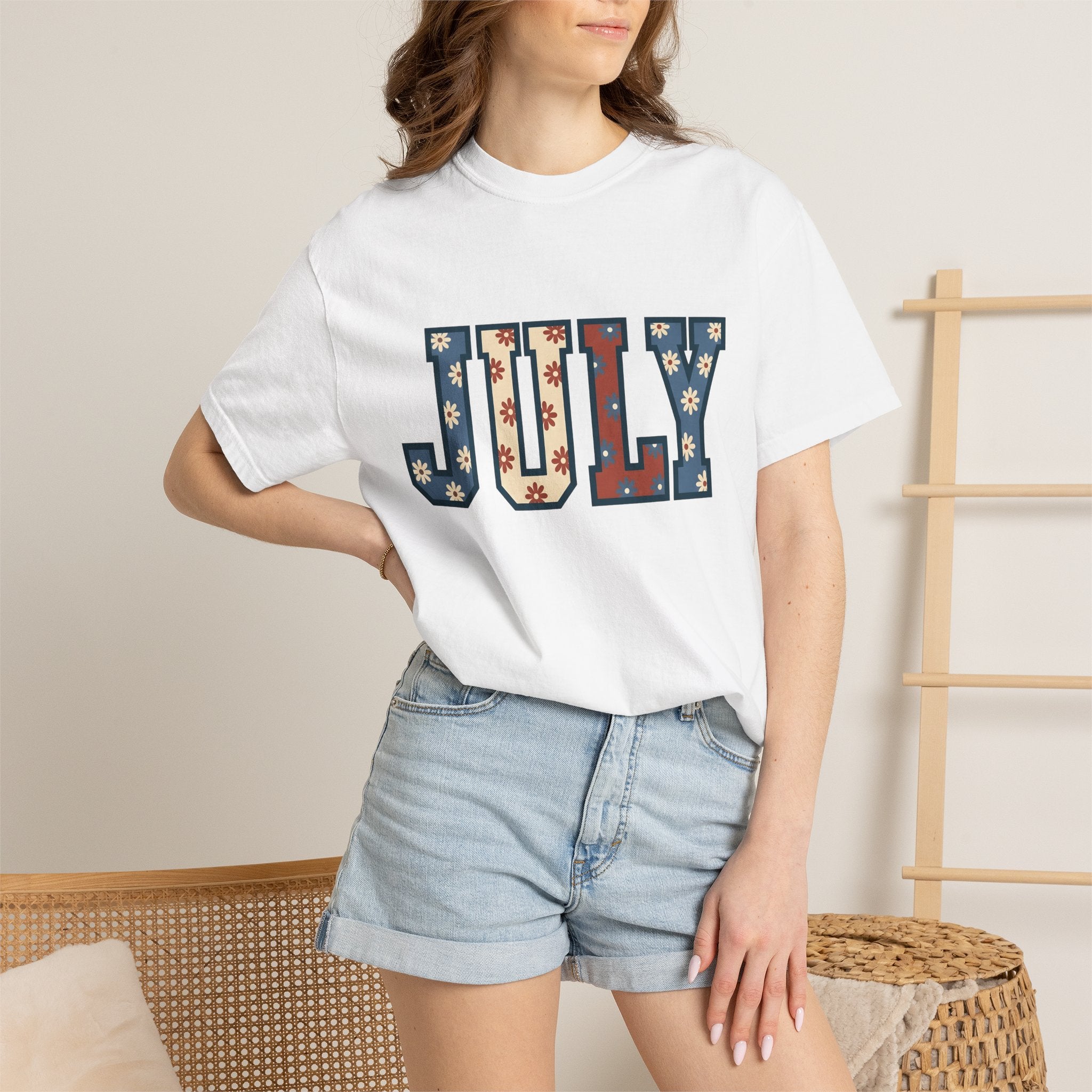 Block Type Shirt 4th Of July Travel Gift Women Vintage Tee Typeface T-Shirt Independence Fan Retro Tshirt Adventure Graphic Rustic Daisies