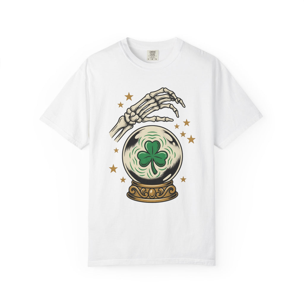 Shamrock Crystal Ball Shirt St Patrick's Day Gothic Gift Women Tattoo Tee Fortune Telling T-Shirt Irish Fan Traditional Tshirt Dark Graphic