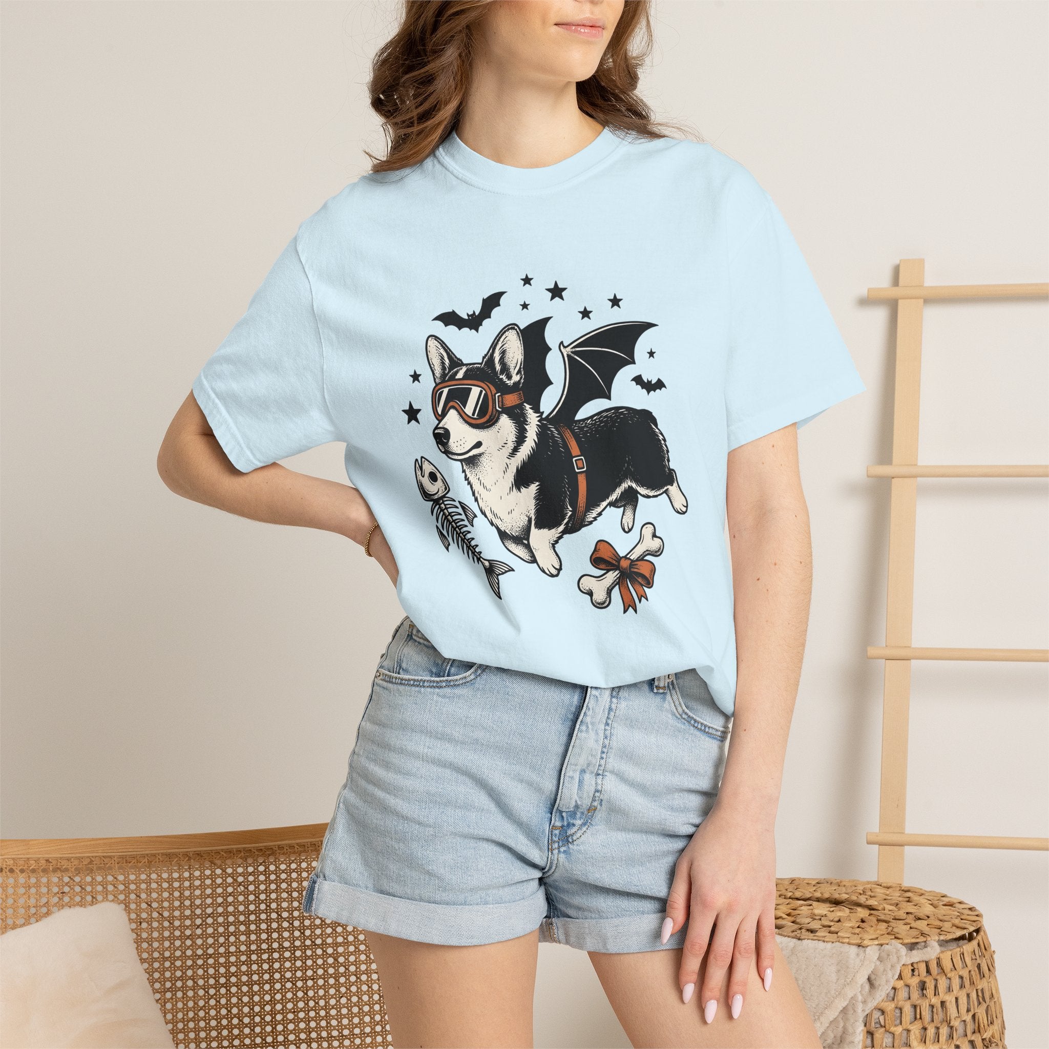 Corgi Bat Wings Shirt Halloween Animal Gift Women Neo Traditional Tee Pembroke Welsh Corgi T-Shirt Spooky Fan Tattoo Tshirt Creature Graphic