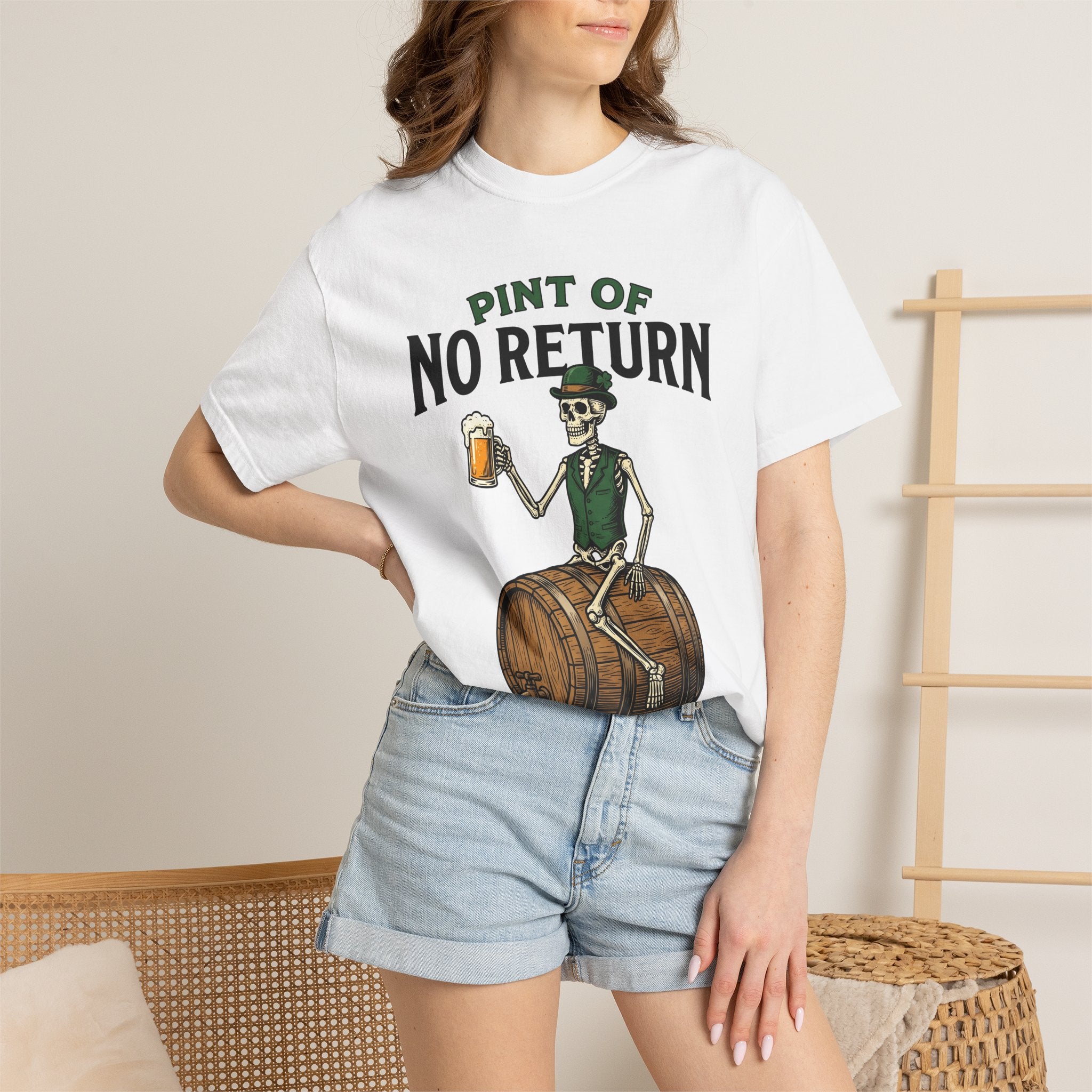 Skeleton Leprechaun Shirt St Patrick's Day Drinking Gift Women Vintage Tee Leprechaun T-Shirt Irish Fan Distressed Tshirt Boozy Graphic