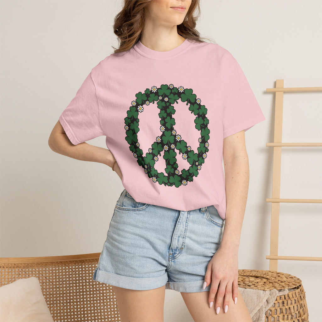 Lucky Peace Sign Shirt St Patrick's Day Counterculture Gift Women Indie Tee Peace Symbol T-Shirt Shamrock Fan Hippie Tshirt Alternative