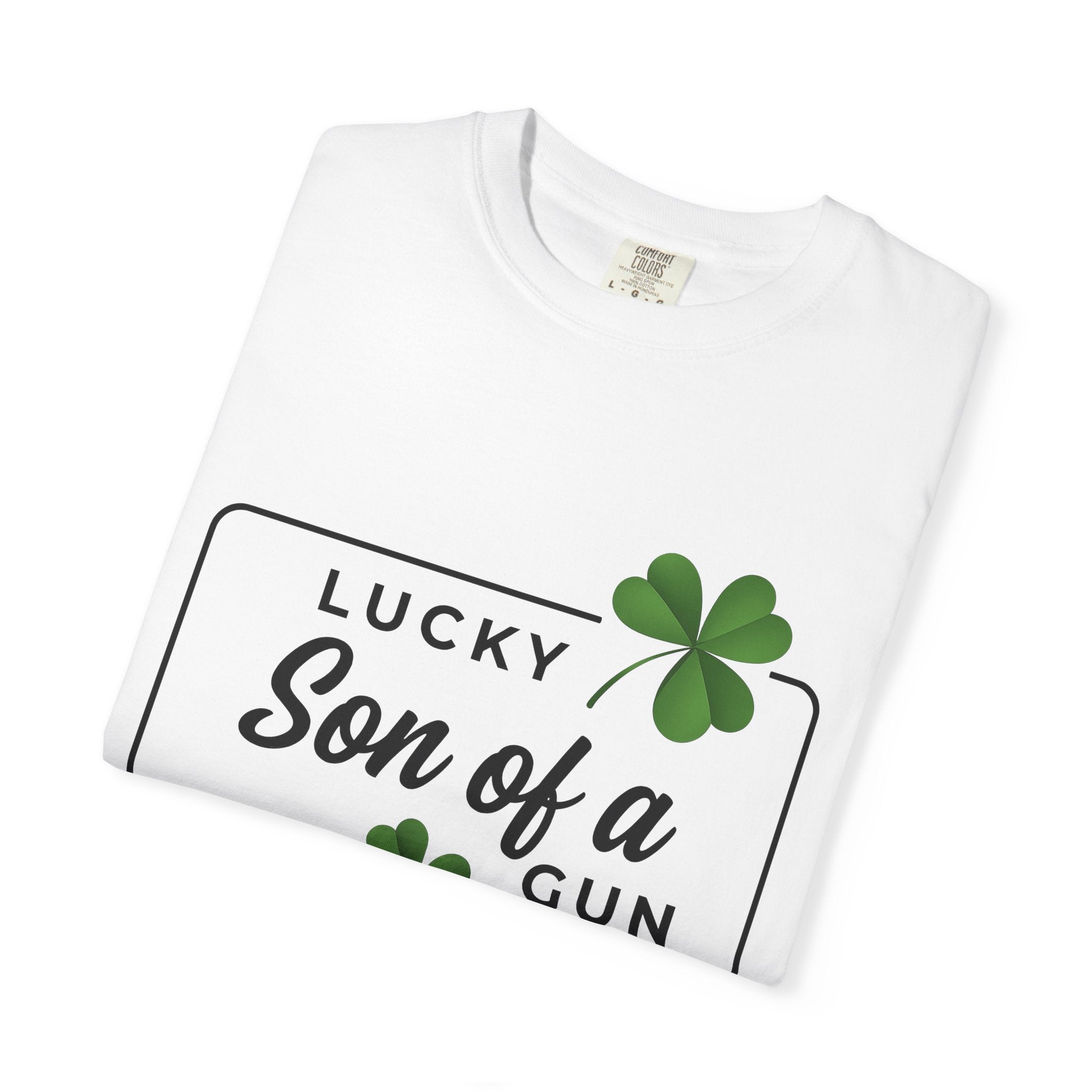 Clover Art Shirt St Patrick's Day Fun Gift Women Trendy Tee Shamrock T-Shirt St Patty's Fan Modern Tshirt Amusing Graphic Sleek Lucky Clover