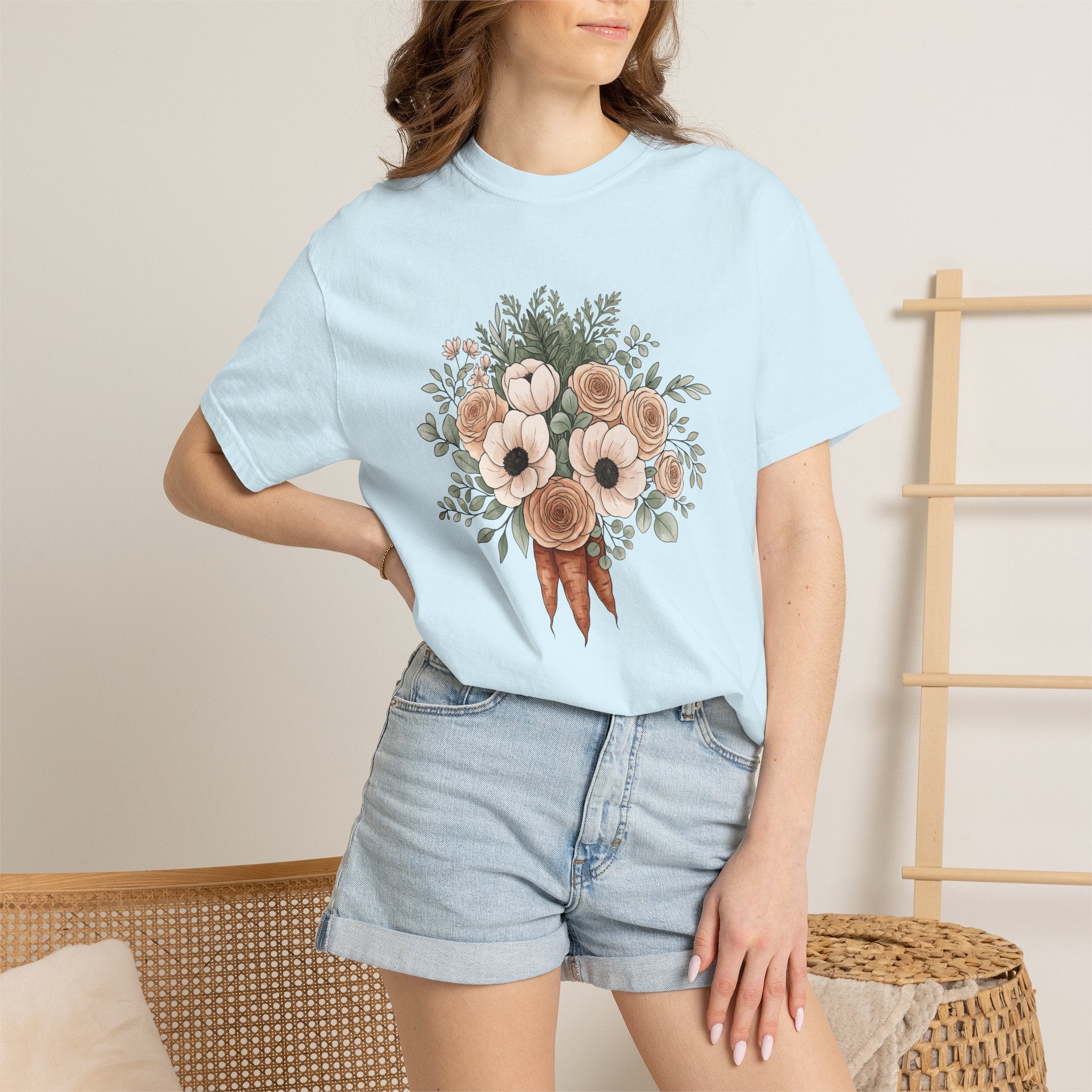 Carrot Flower Bouquet Shirt Easter Bouquet Gift Women Painting Tee Flower Arrangement T-Shirt Spring Fan Floral Art Tshirt Floral Graphic