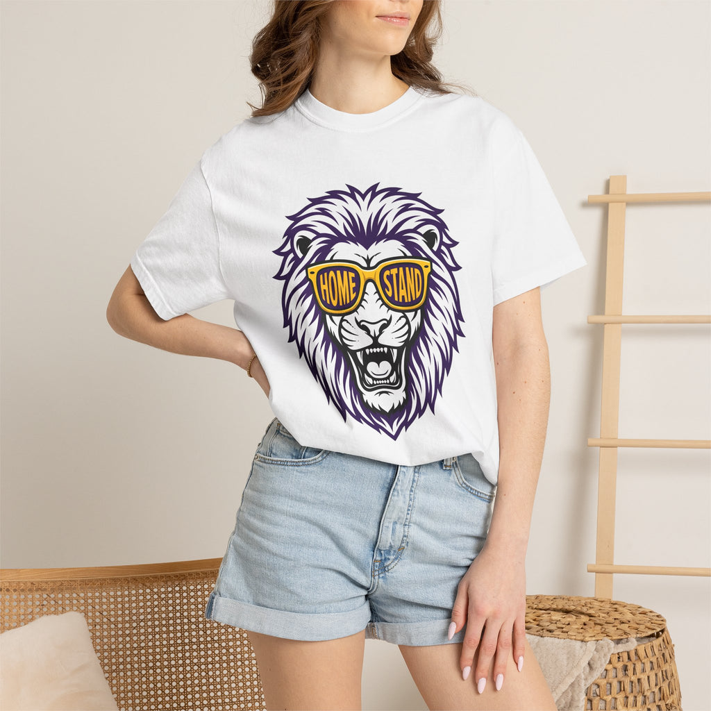 Lion Sunglasses Shirt Animals Sports Gift Women Bold Graphic Tee Lion T-Shirt Wildlife Fan Graphic Tshirt Athlete Graphic Retro Teeth Tshirt