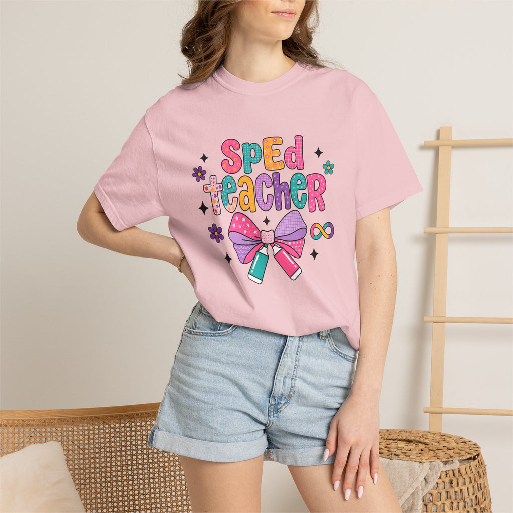 Ribbon Tag Shirt Teacher Classroom Gift Women Fun Illustration Tee Label T-Shirt Educator Enthusiast Illustrated Design School Graphic