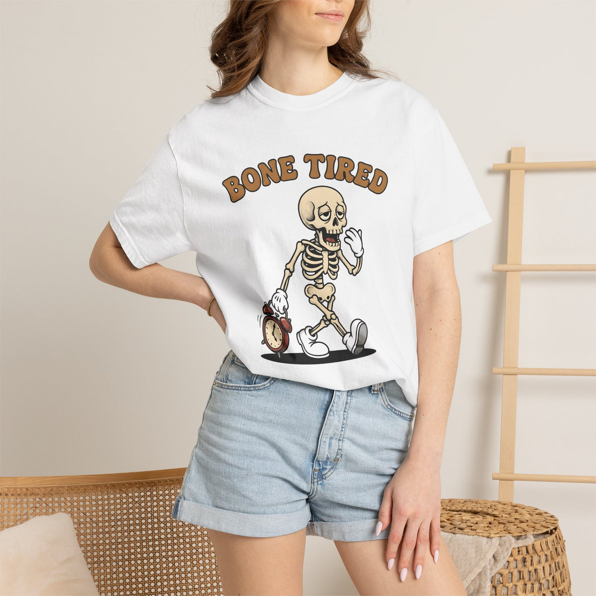 Skeleton Comic Shirt Halloween Funny Gift Women Vintage Tee Skeleton T-Shirt Horror Fan Retro Tshirt Humor Graphic Hand Drawn Alarm Tshirt