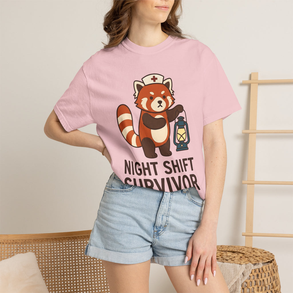 Red Panda Nurse Shirt Nurses Wildlife Gift Women Chibi Tee Panda T-Shirt Nurse Enthusiast Cartoon Tshirt Animal Graphic Animation Lantern