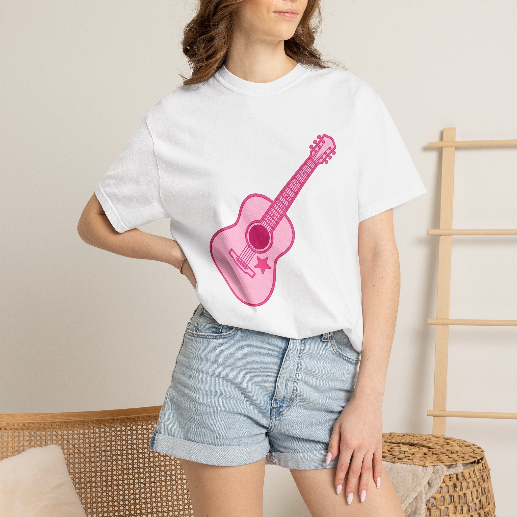 Acoustic Guitar Shirt Cowgirl Tunes Gift Women Flat Tee Guitar T-Shirt Cowboy Fan Flat Design Tshirt Melody Graphic Old School Star Tshirt