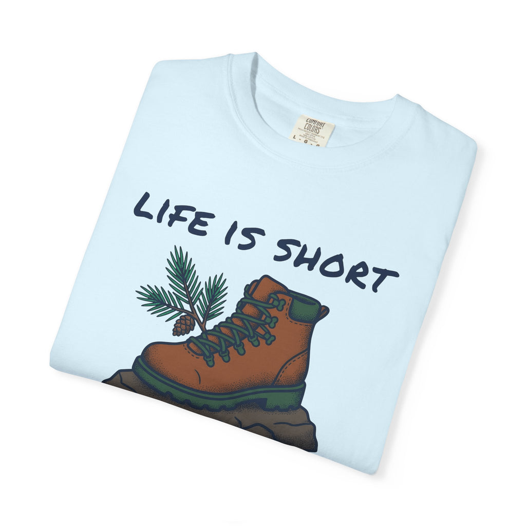 Hiking Boot Shirt Hiking Adventure Gift Women Vintage Tee Trekking Boot T-Shirt Trail Runner Enthusiast Distressed Tshirt Exploration