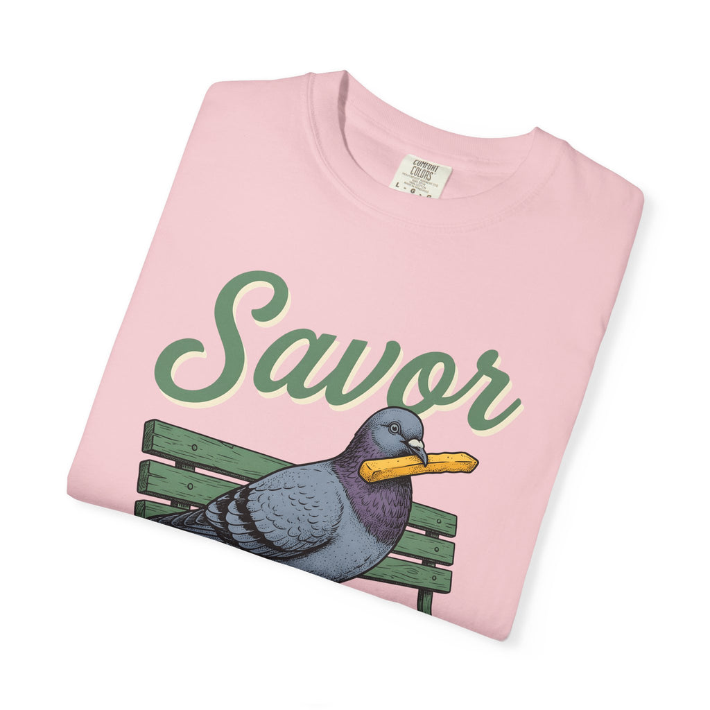Pigeon Bench Shirt Cute Animal Gift Women Vintage Tee Bird Bench T-Shirt Adorable Fan Retro Tshirt Creature Graphic Hand Drawn French Fry