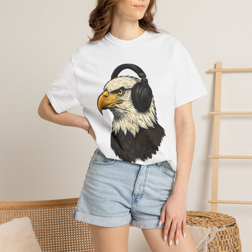 Eagle Headphones Shirt Animals Music Gift Women Hand Drawn Tee Headset T-Shirt Wildlife Fan Earphones Tshirt Melodic Graphic Vintage Music