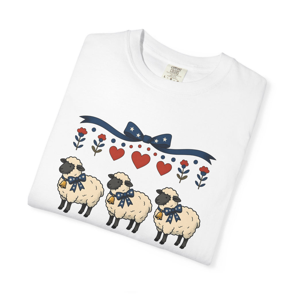 Sheep Trio Shirt 4th Of July Farmhouse Gift Women Folk Art Tee Flock T-Shirt Independence Fan Primitive Tshirt Rustic Graphic Vintage