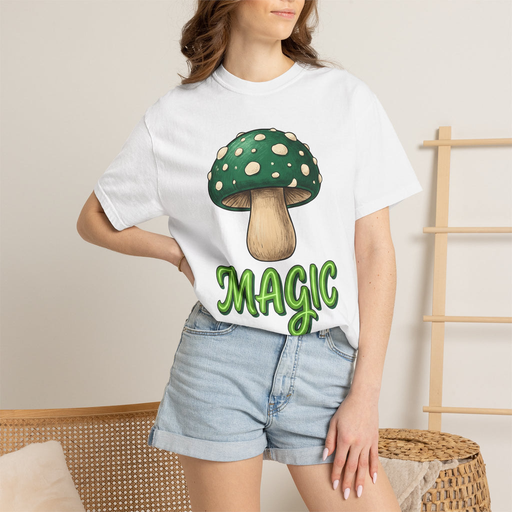 Green Fungus Shirt St Patrick's Day Wildlife Gift Women Line Art Tee Mushroom T-Shirt Shamrock Fan Fungus Graphic Tshirt Classic Speckles