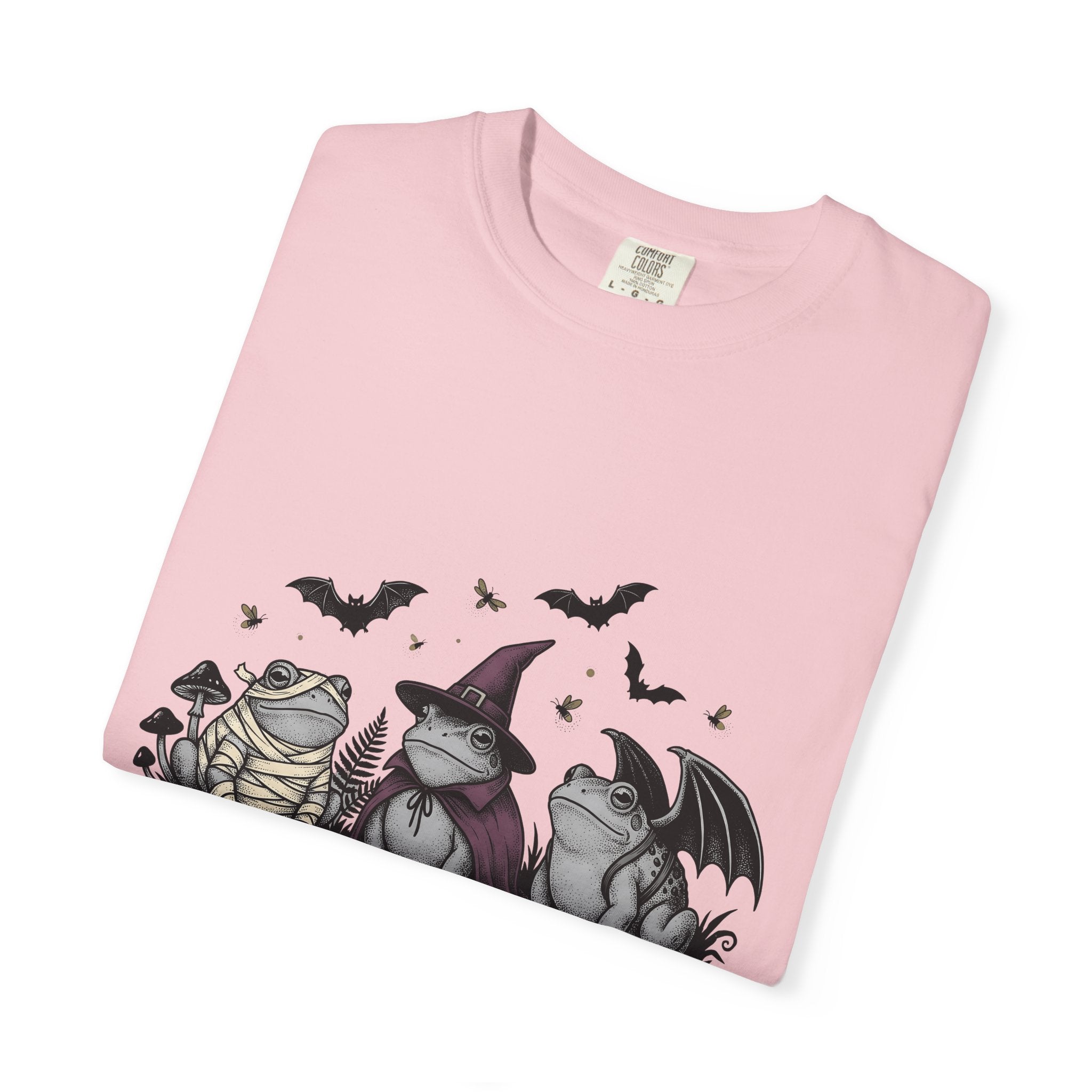 Frog Dress Shirt Halloween Fauna Gift Women Ghostly Tee Toad T-Shirt Horror Fan Spooky Tshirt Wildlife Graphic Classic Nocturnal Bat Tshirt