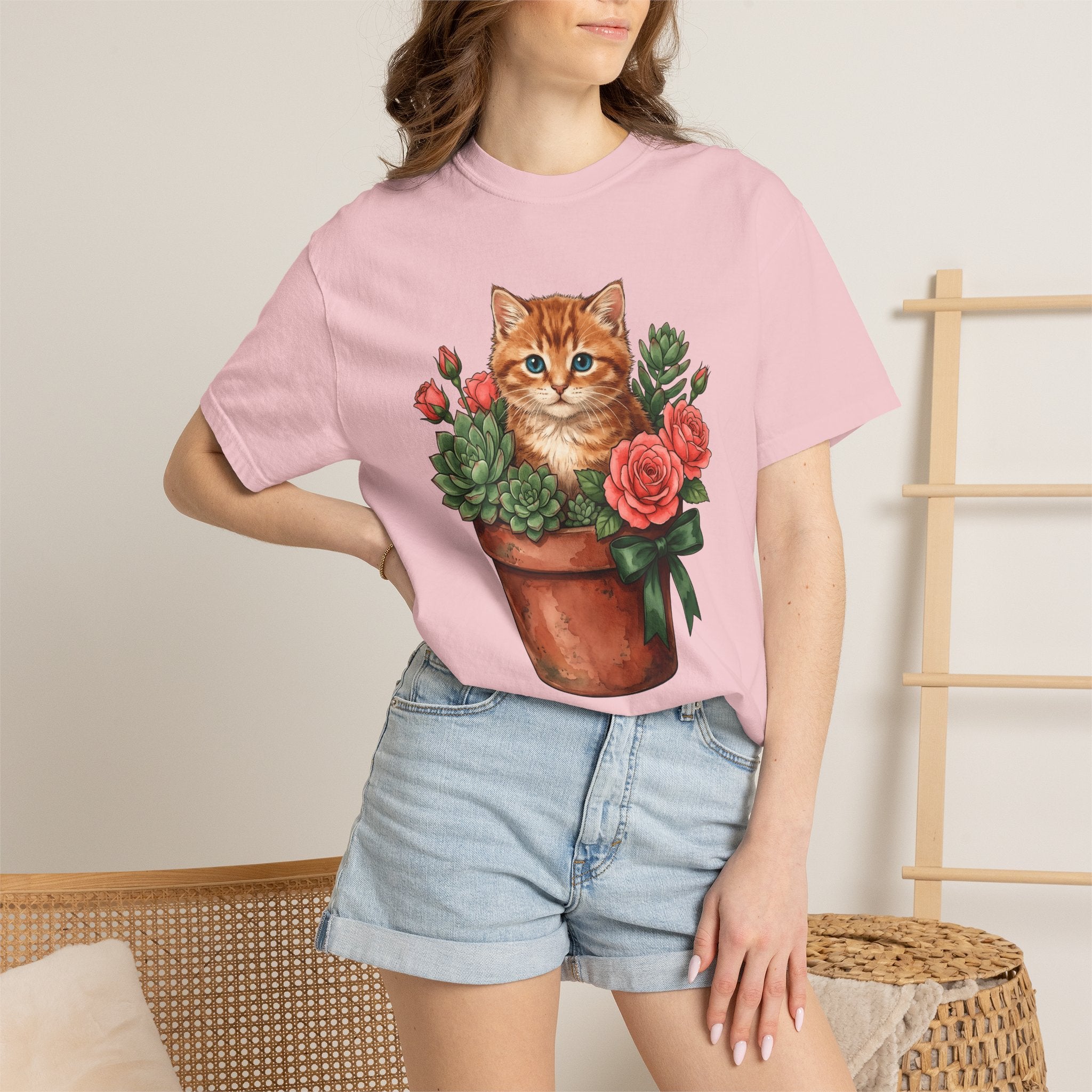 Marmalade Cat Shirt Cat Greenery Gift Women Pastel Tee Tabby Cat T-Shirt Cat Fan Fancy Cat Tshirt Botanical Graphic Leaves Houseplant Tshirt