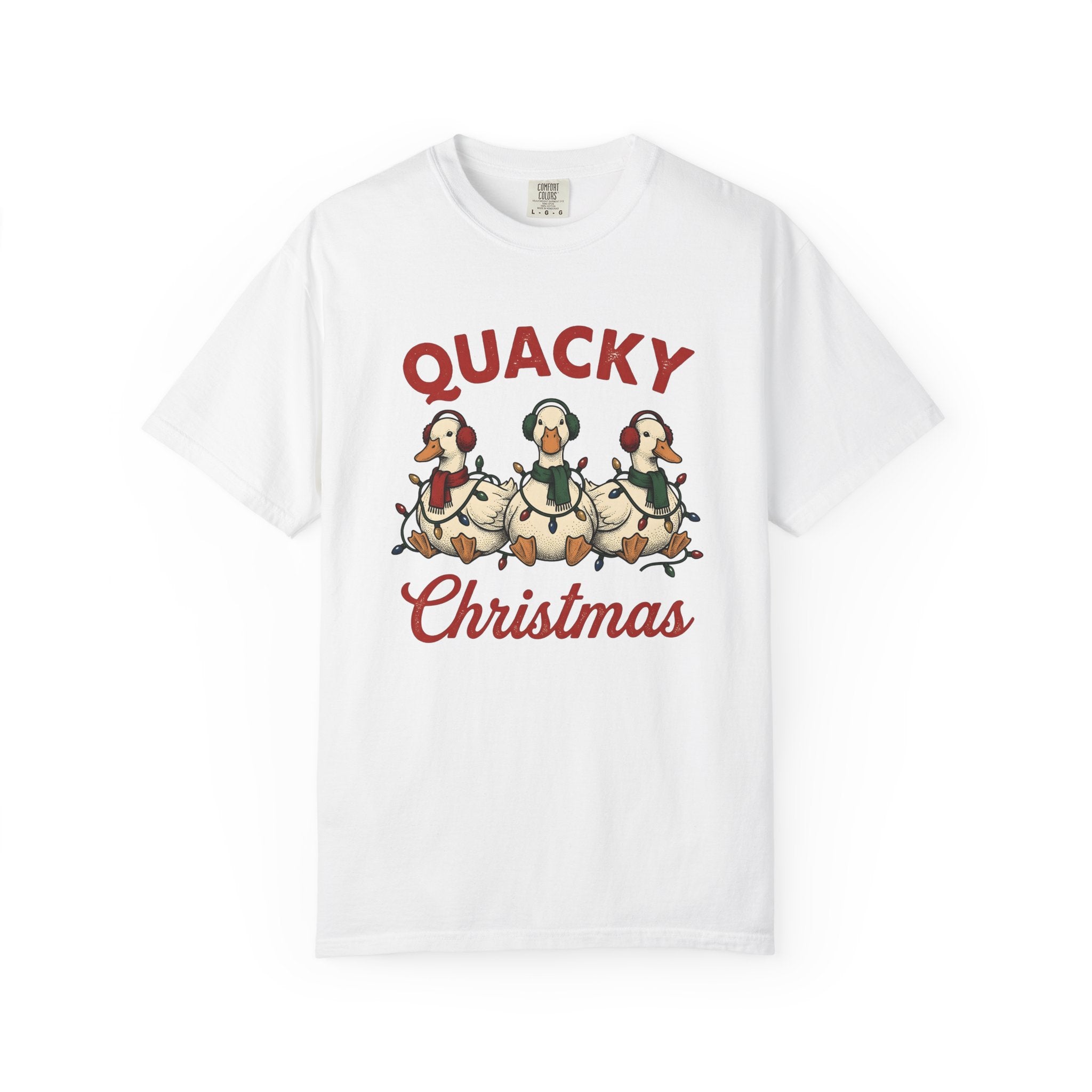 Duck Flock Shirt Christmas Wildlife Gift Women Retro Tee Ducks T-Shirt Xmas Fan Vintage Tshirt Animal Graphic Sketch String Lights Tshirt