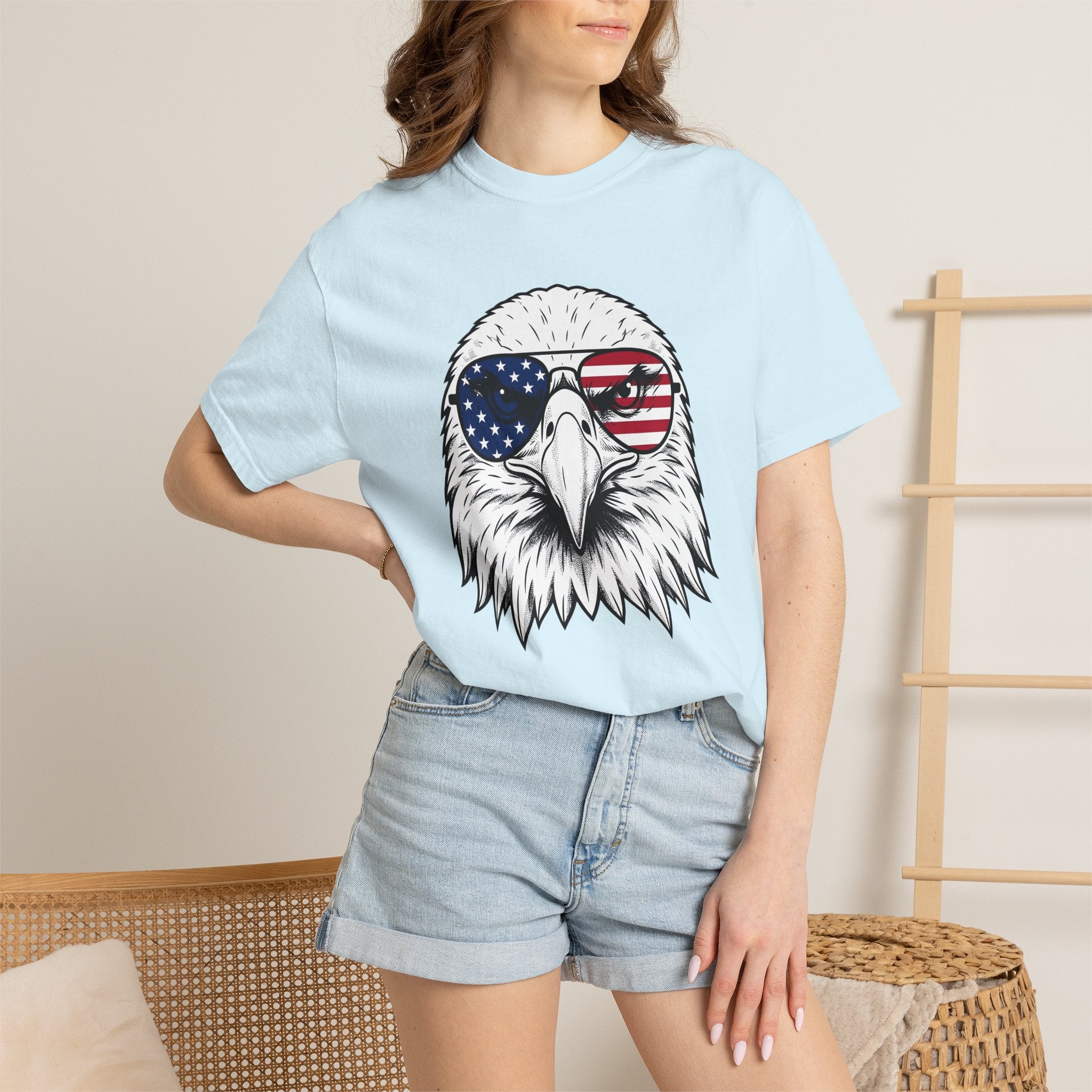 Bald Eagle Shirt America Flag Gift Women Illustration Tee Eagle T-Shirt American Fan Patriotic Tshirt Banner Graphic Classic Sun Glasses