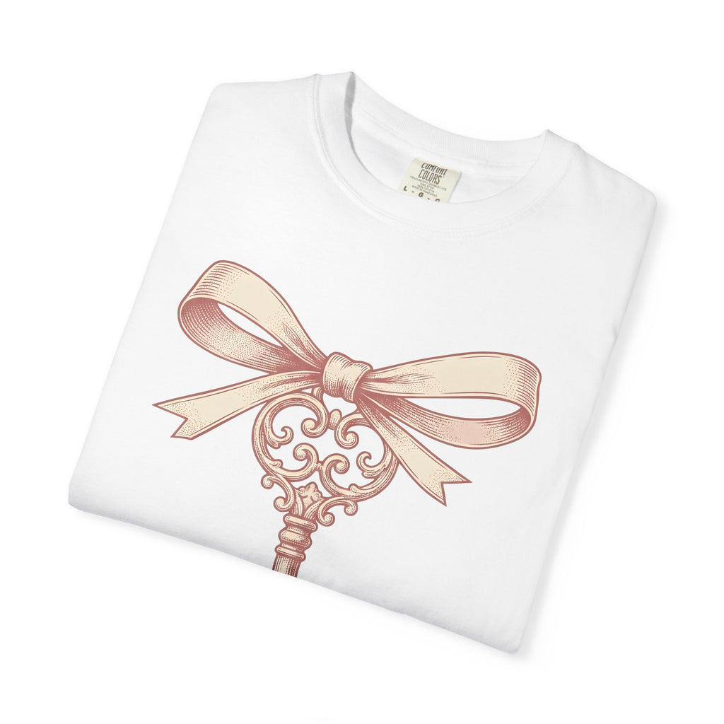 Antique Key Shirt Cute Love Gift Women Sketch Tee Skeleton Key T-Shirt Adorable Fan Key Illustration Vintage Handle Tshirt