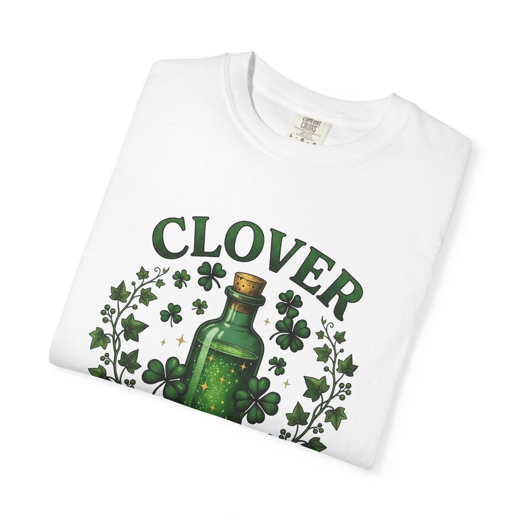 Lucky Potion Bottle Shirt St Patrick's Day Flora Gift Women Antique Tee Potion Bottle T-Shirt Shamrock Fan Vintage Tshirt Botanical Graphic