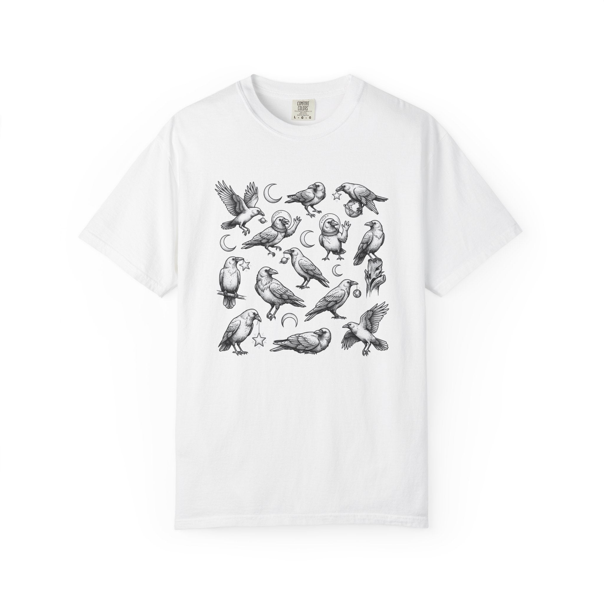 Raven Graphic Shirt Animals Gothic Gift Women Tattoo Style Tee Crow T-Shirt Wildlife Fan Tattoo Art Tshirt Dark Graphic Vintage Moon Tshirt