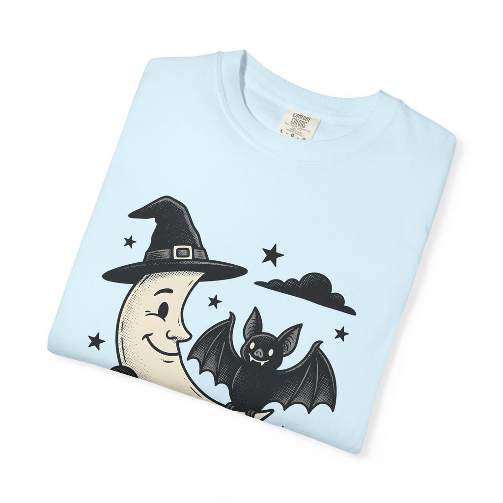 Dark Bat Shirt Halloween Sorcery Gift Women Classic Tee Vampire T-Shirt Halloween Fan Gothic Tshirt Magic Graphic Line Art Shining Dots