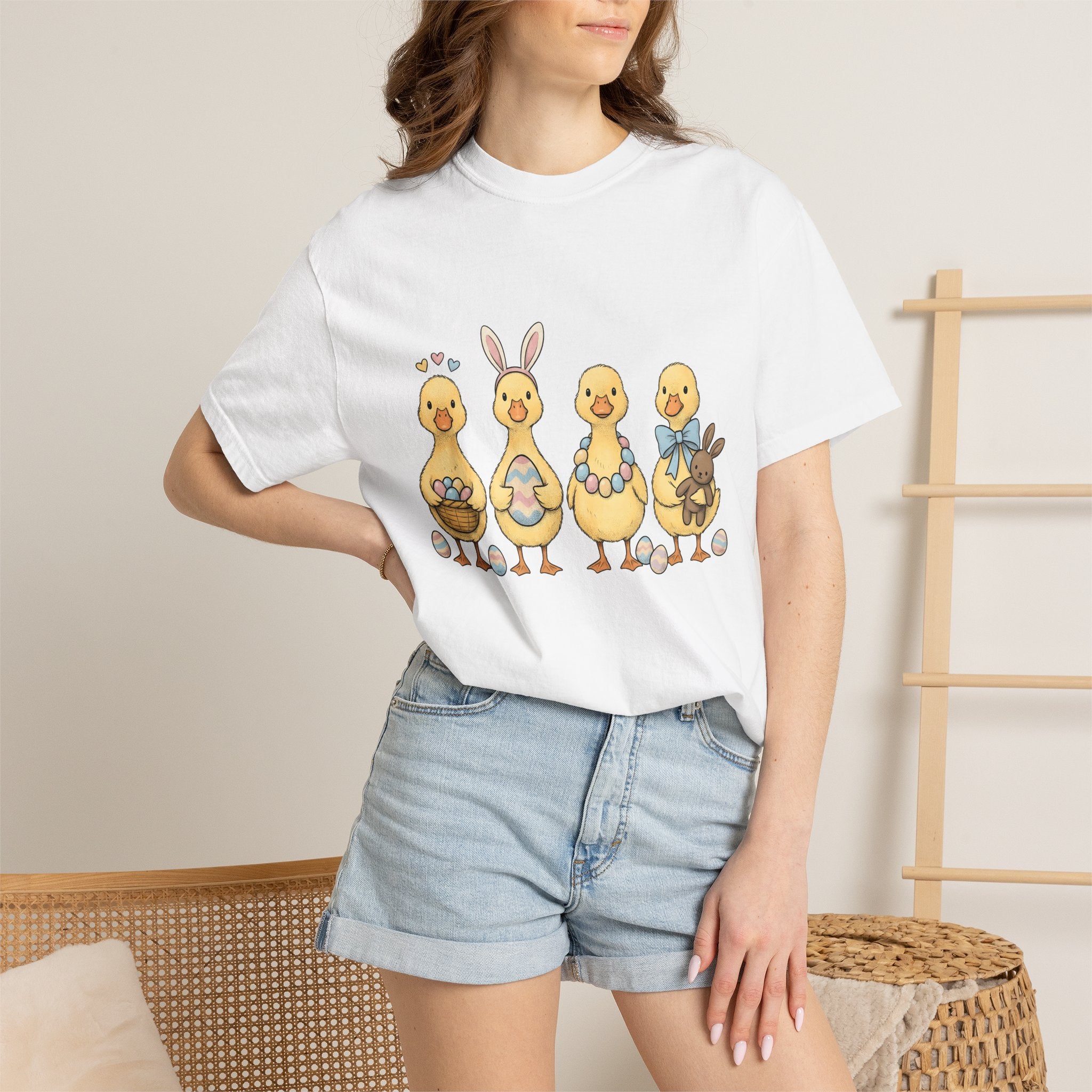 Baby Chicks Shirt Easter Wildlife Gift Women Kawaii Tee Chicks T-Shirt Easter Fan Chick Tshirt Animal Graphic Sketch Easter Eggs Tshirt