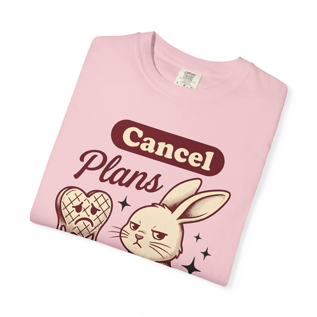 Upset Hare Shirt Valentine's Day Reclusive Gift Women Line Art Tee Rabbit T-Shirt Valentine Fan Illustrated Tshirt Hermit Graphic Distressed