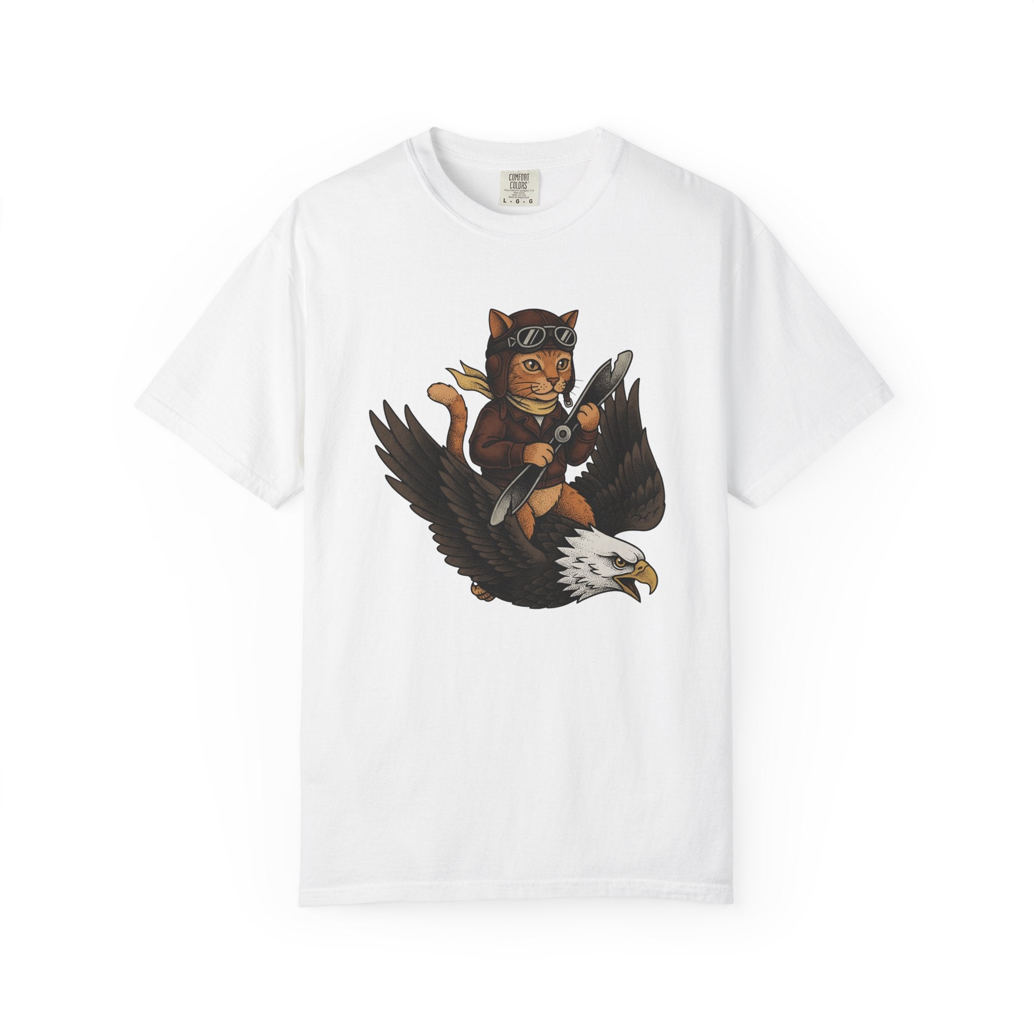 Flying Cat Shirt Cat Gift Women Creatures Classic Tee Kitty T-Shirt Cat Fan Vintage Tshirt Beast Graphic Doodle Falcon Tshirt