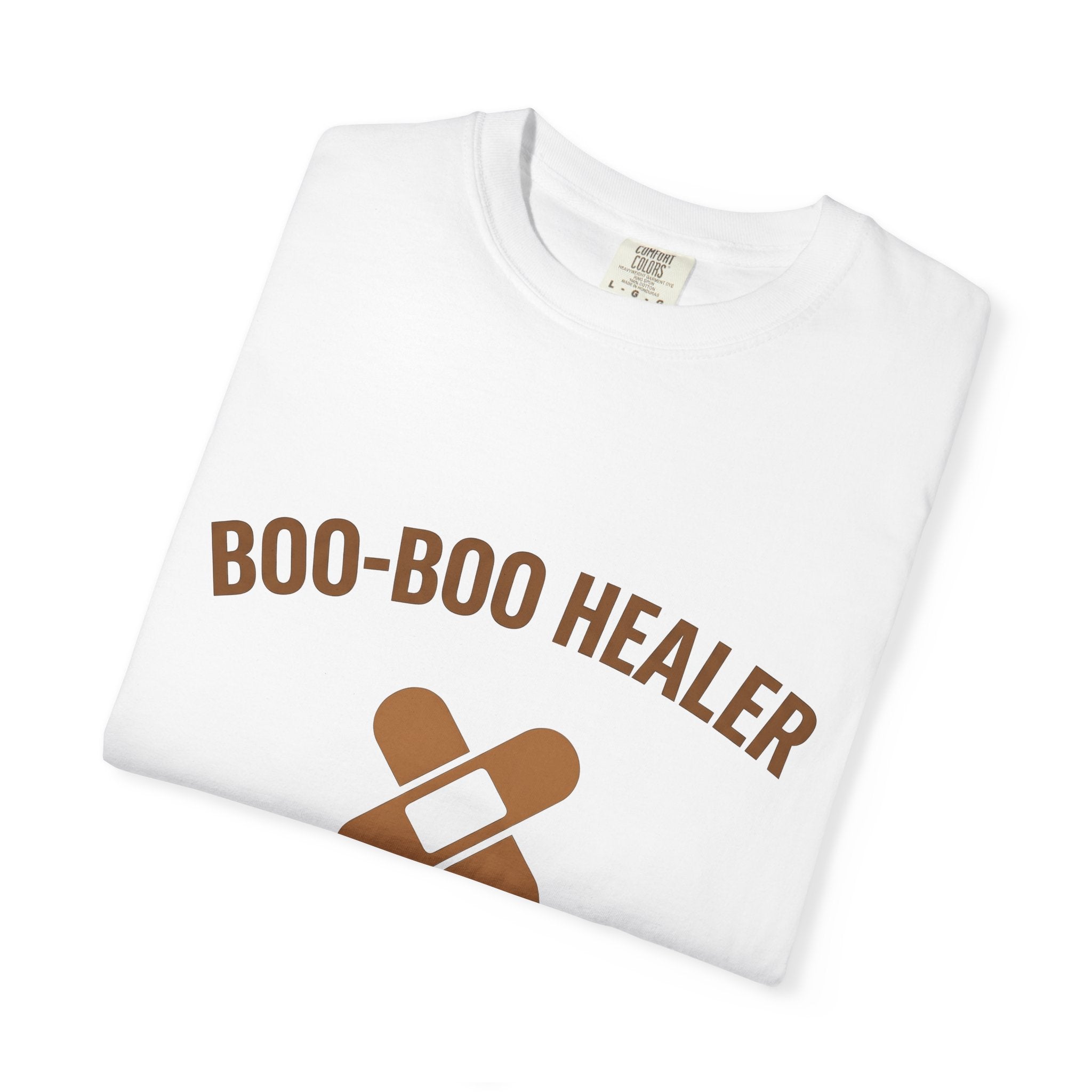 Bandage Graphic Shirt Moms Nurse Gift Women Playful Tee Bandage T-Shirt Mom Enthusiast Whimsical Tshirt Healthcare Graphic Minimalist