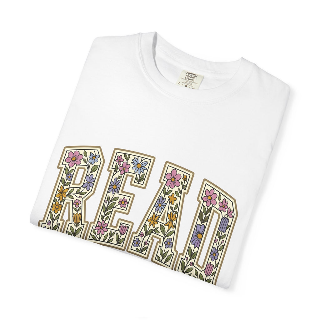 Flower Letter Design Shirt Teacher Literature Gift Women Bohemian Tee Alphabet T-Shirt Educator Enthusiast Book Graphic Vintage Garden