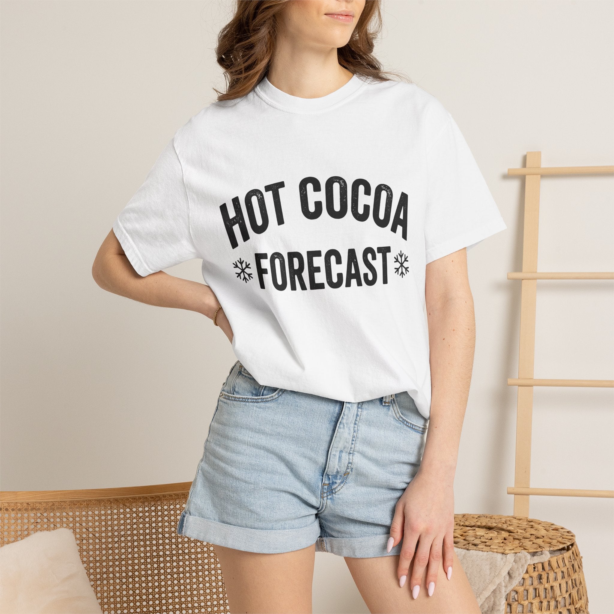 Snowflake Art Shirt Drinks Festive Gift Women Cabin Tee Frost T-Shirt Cocktail Fan Rustic Tshirt Holiday Graphic Old Fashioned Ice Tshirt