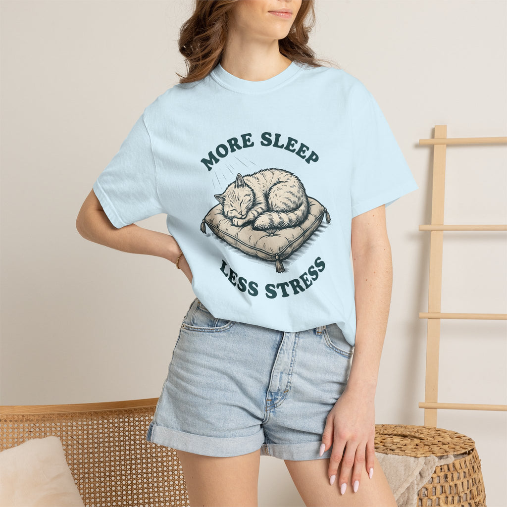 Sleeping Cat Shirt Cat Animal Gift Women Hand Drawn Tee Kitten T-Shirt Cat Fan Illustrated Tshirt Creature Graphic Vintage Pillow Tshirt