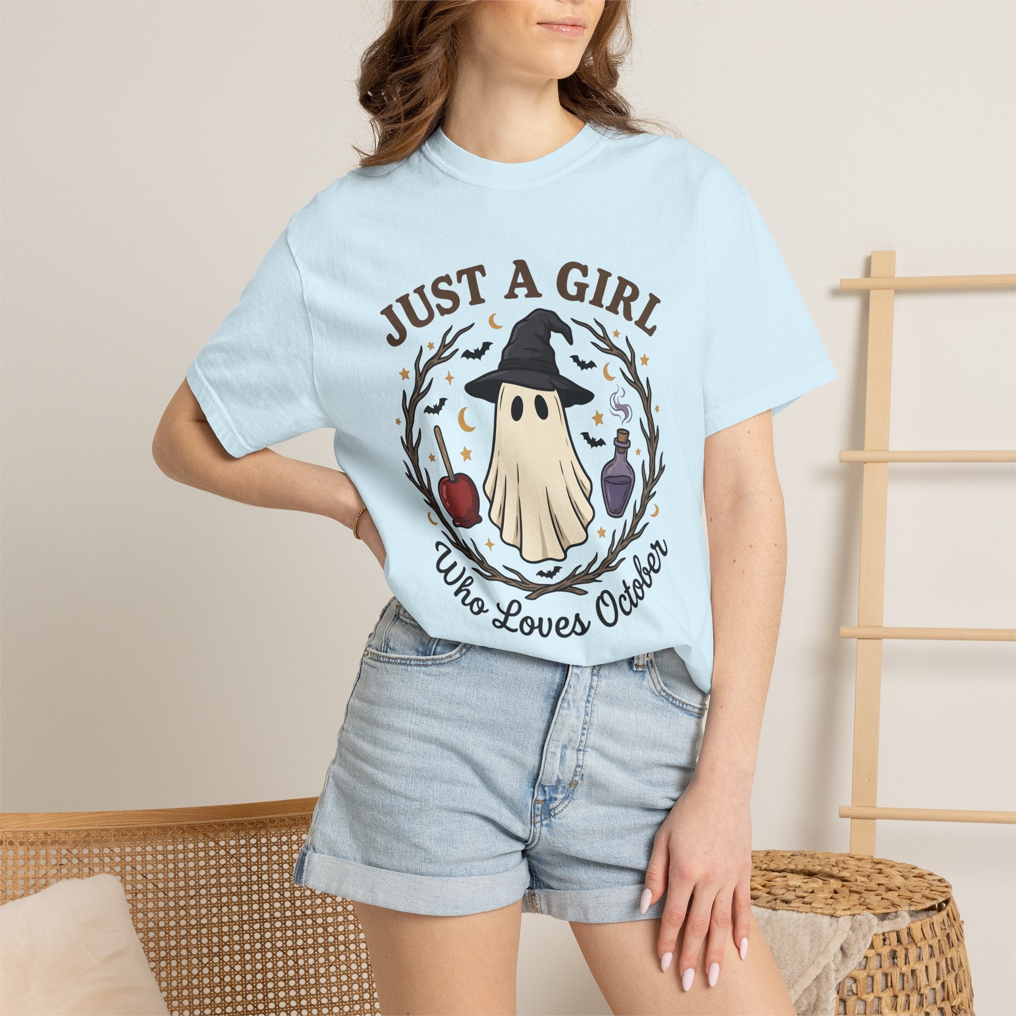Ghost Witch Hat Shirt Halloween Fright Gift Women Chibi Tee Witch Hat T-Shirt Horror Fan Spooky Tshirt Scary Graphic Sketch Bats Tshirt