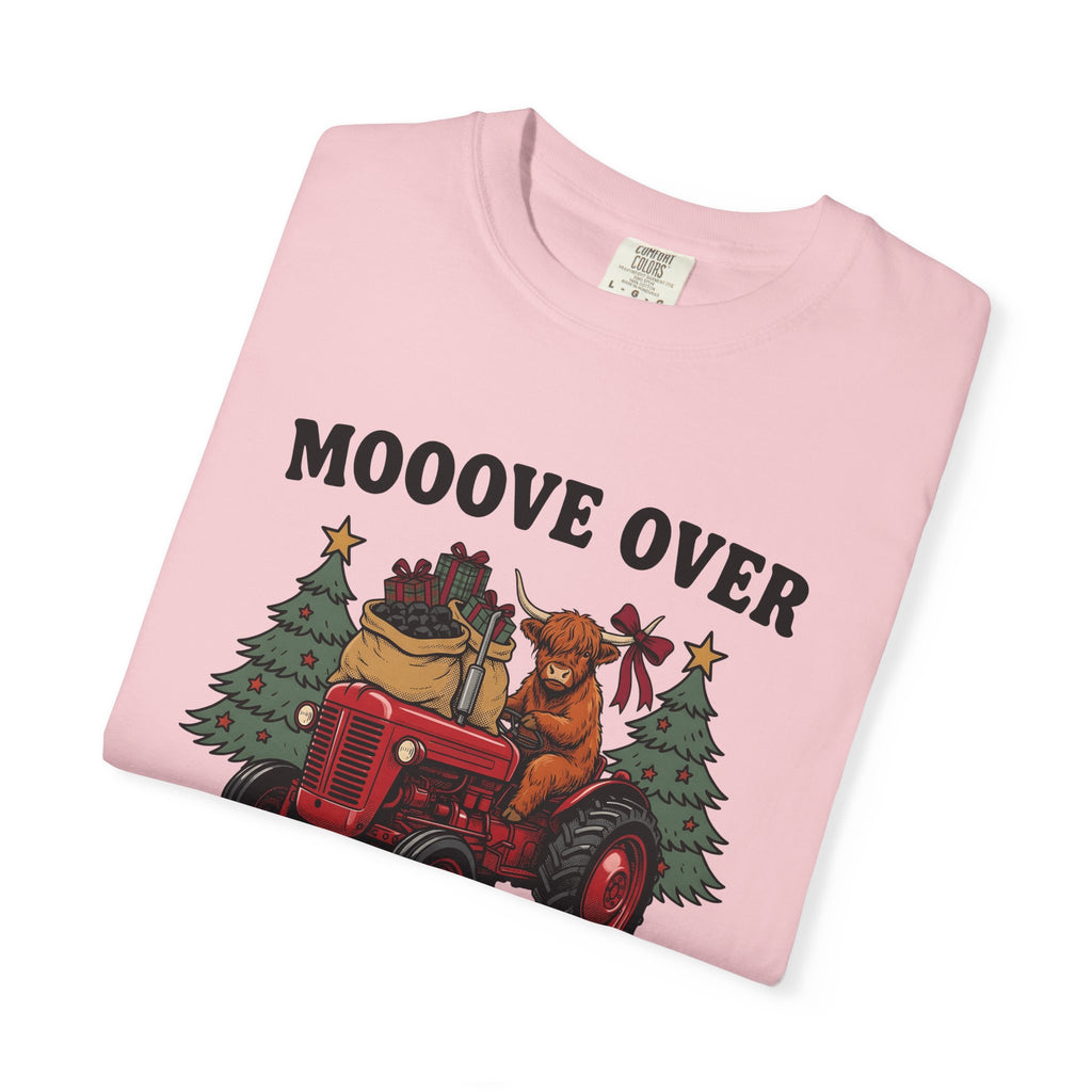 Highland Cattle Tractor Shirt Christmas Ranch Gift Women Old School Tee Scottish Cow T-Shirt Xmas Fan Vintage Tshirt Farm Graphic Doodle