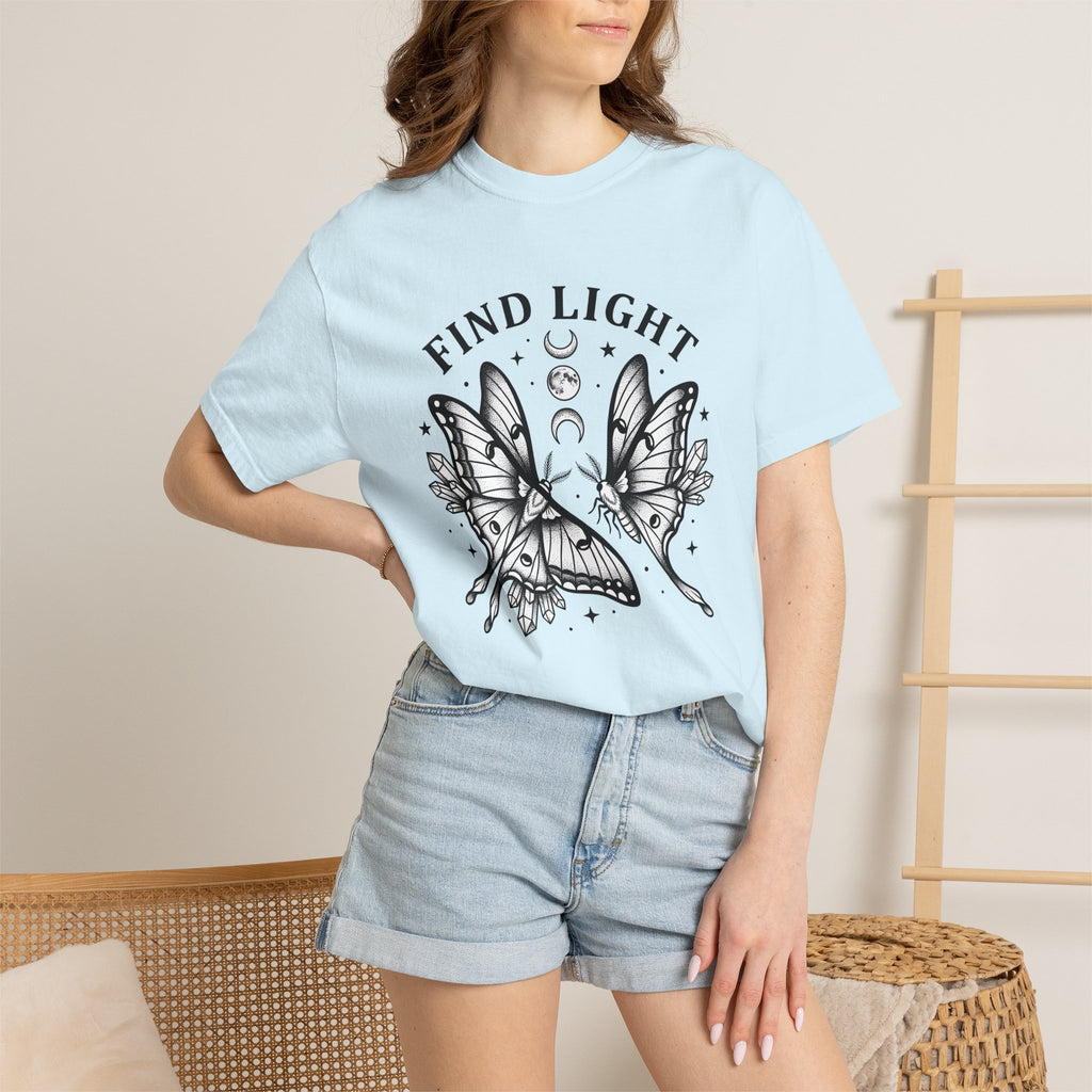 Luna Moths Shirt Animals Celestial Gift Women Boho Tee Moth T-Shirt Wildlife Fan Insect Graphic Mystical Crystals Tshirt