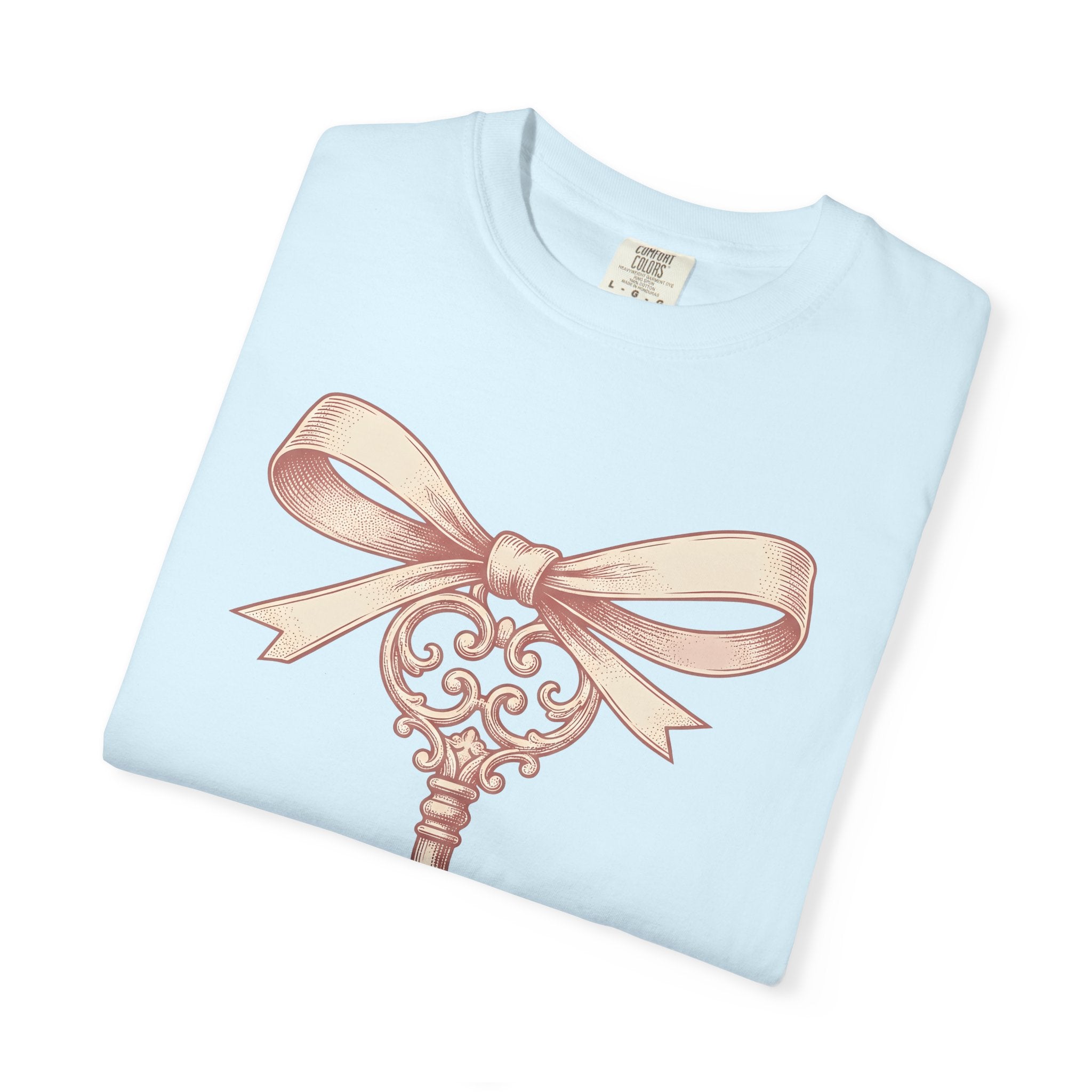 Antique Key Shirt Cute Love Gift Women Sketch Tee Skeleton Key T-Shirt Adorable Fan Key Illustration Vintage Handle Tshirt