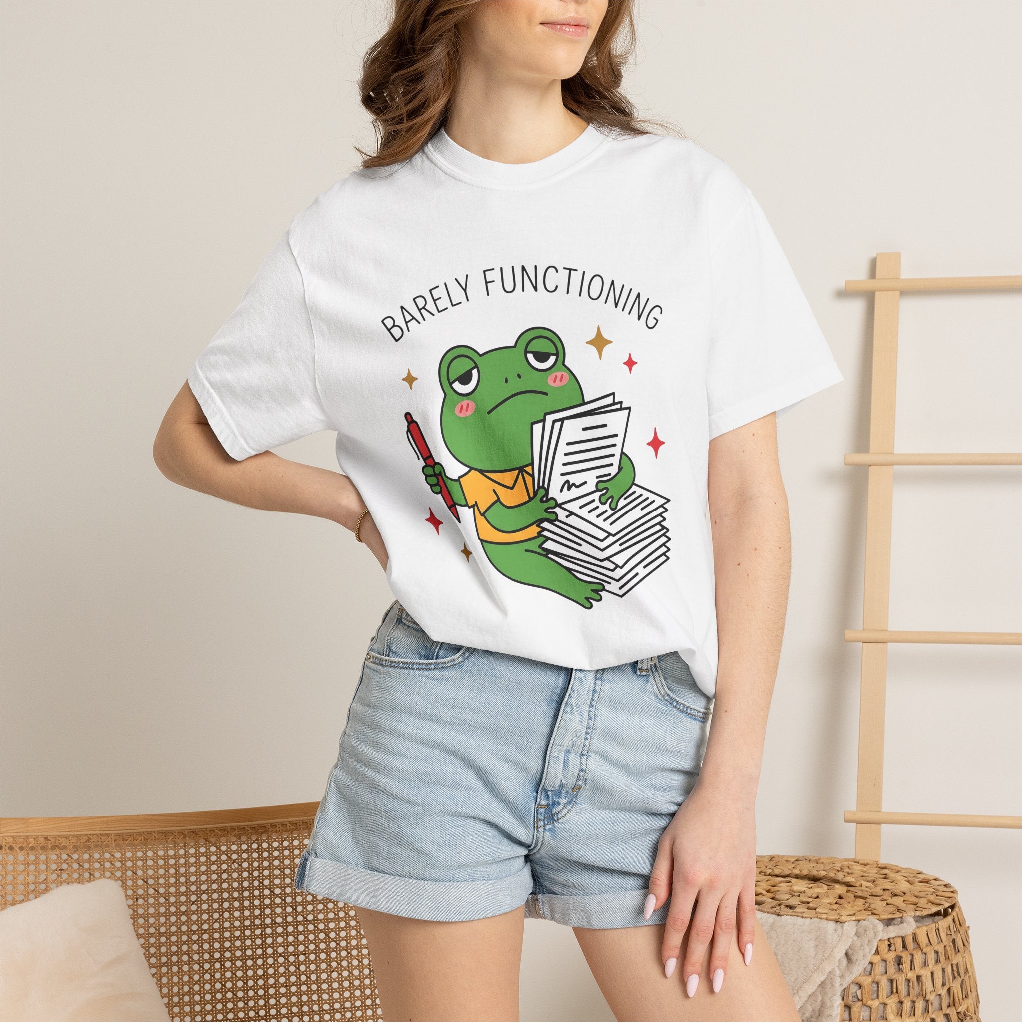 Frog Documents Shirt Teachers Jokes Gift Women Cute Tee Document Papers T-Shirt Educator Enthusiast Cartoon Tshirt Humor Graphic Comic