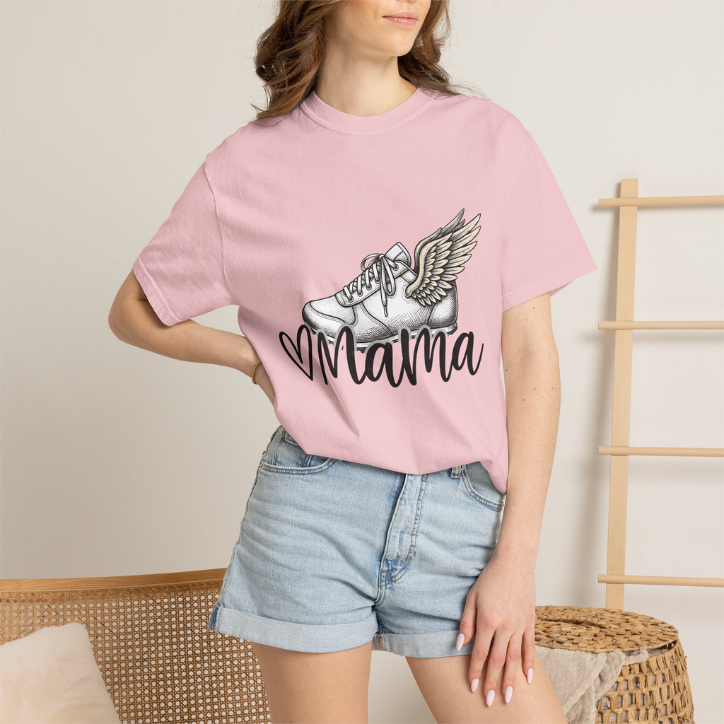 Winged Sneaker Shirt Moms Fitness Gift Women Hand Drawn Tee Sneakers T-Shirt Mother Enthusiast Illustrated Graphic Athlete Design Vintage