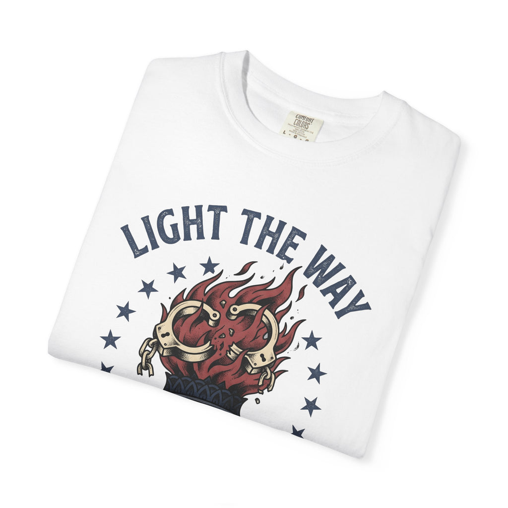Freedom Torch Shirt America Liberty Gift Women Retro Tee Torchlight T-Shirt American Fan Vintage Tshirt Freedom Graphic Sketch Open Chains
