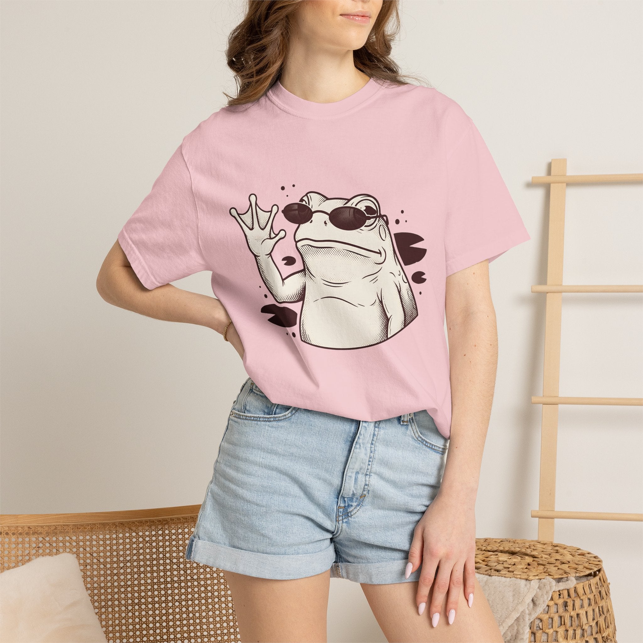 Frog Shades Shirt Cute Pet Gift Women Vintage Tee Toad T-Shirt Adorable Fan Retro Tshirt Animal Graphic Retro Shades Tshirt