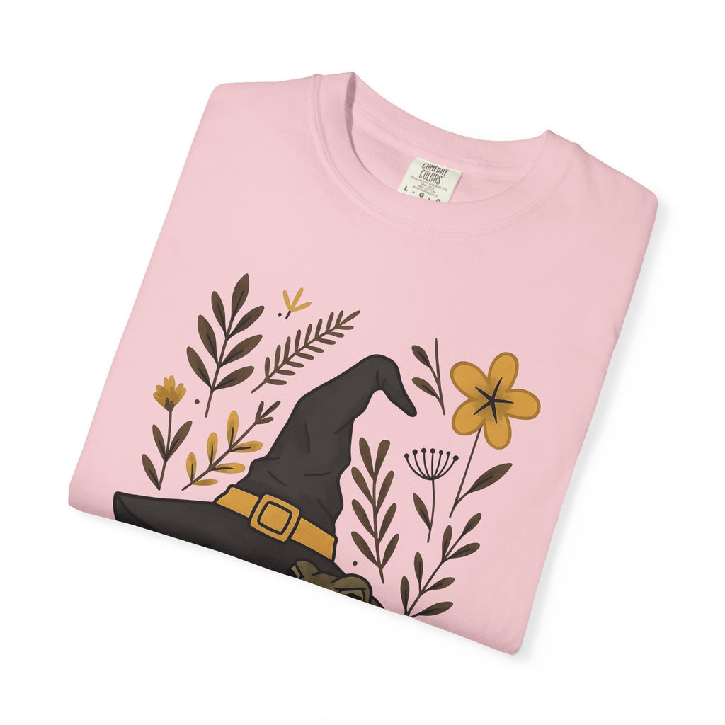 Toad Witch Hat Shirt Halloween Witch Gift Women Bohemian Tee Witch Hat T-Shirt Horror Fan Occult Graphic Tshirt Sketch Flower Tshirt