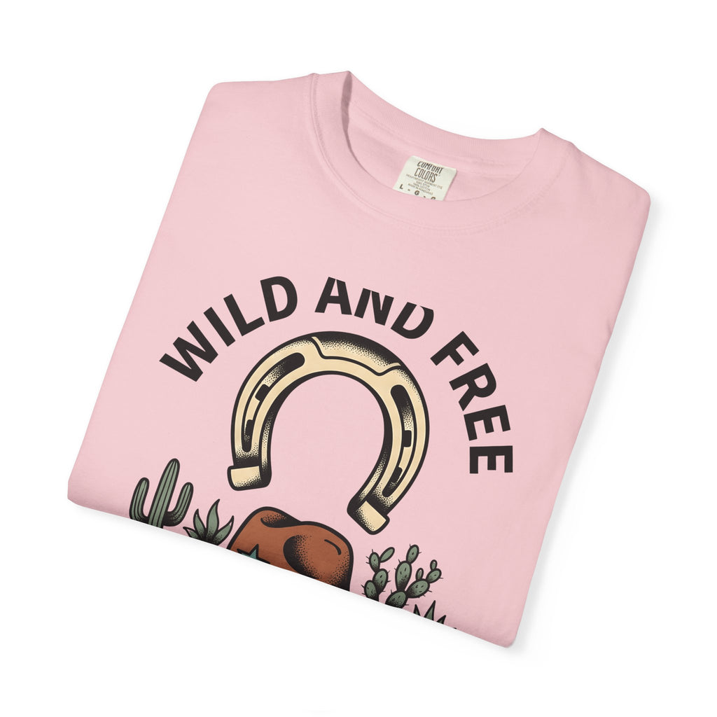 Cowboy Hat Shirt Cowgirl Ranch Gift Women Old West Tee Stetson T-Shirt Cowboy Fan Western Tshirt Farm Graphic Hand Drawn Horseshoe Tshirt