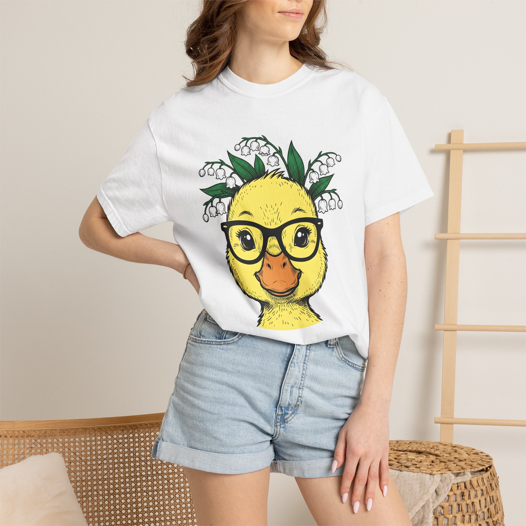Duck Chick Spectacles Shirt Easter Creature Gift Women Animated Tee Duckling T-Shirt Easter Fan Cartoon Tshirt Animal Graphic Doodle Flower