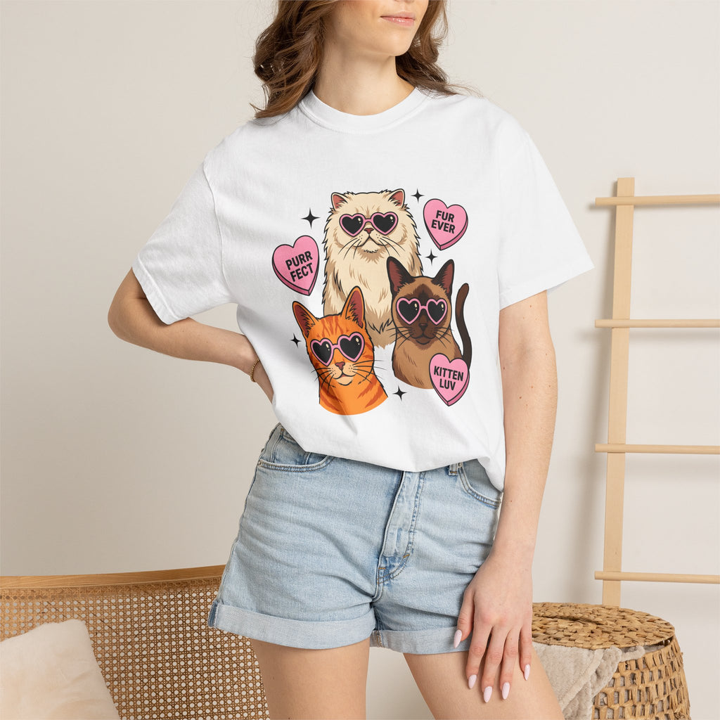 Cat Trio Shirt St. Valentine's Day Animal Gift Women Comic Tee Kittens T-Shirt Valentine Fan Cartoon Tshirt Creature Graphic Vintage Heart
