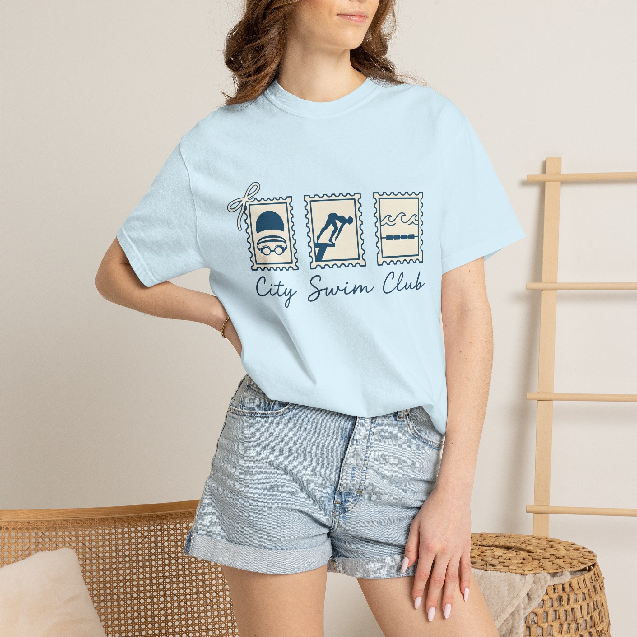 Swimmer Graphic Shirt Swimming Fitness Gift Women Minimalist Tee Diver T-Shirt Aquatics Enthusiast Simple Tshirt Workout Graphic Retro Swim