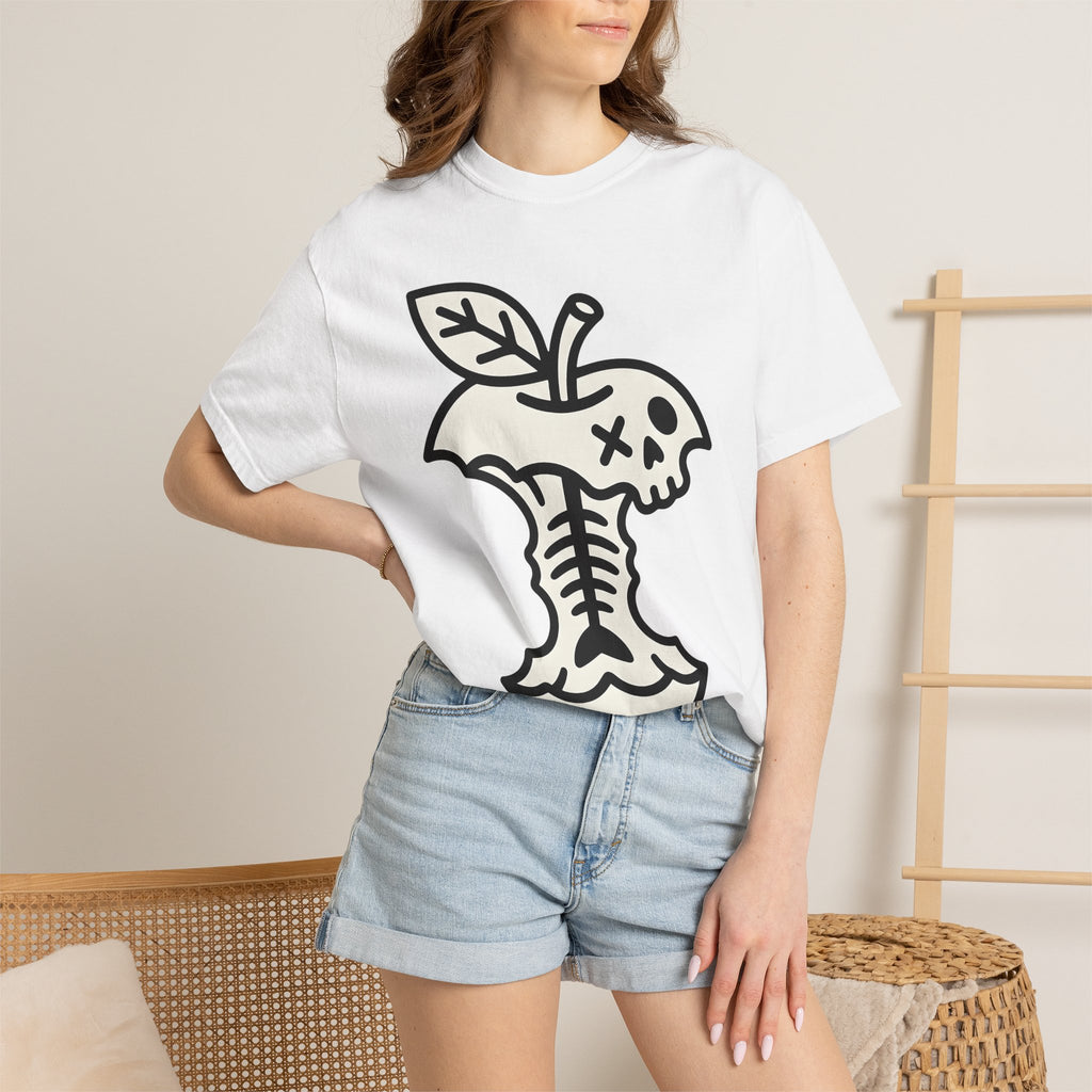 Skull Apple Core Shirt Skull Goth Gift Women Bold Line Art Tee Apple Core T-Shirt Skeleton Fan Graphic Tshirt Dark Graphic Minimalist Leaf